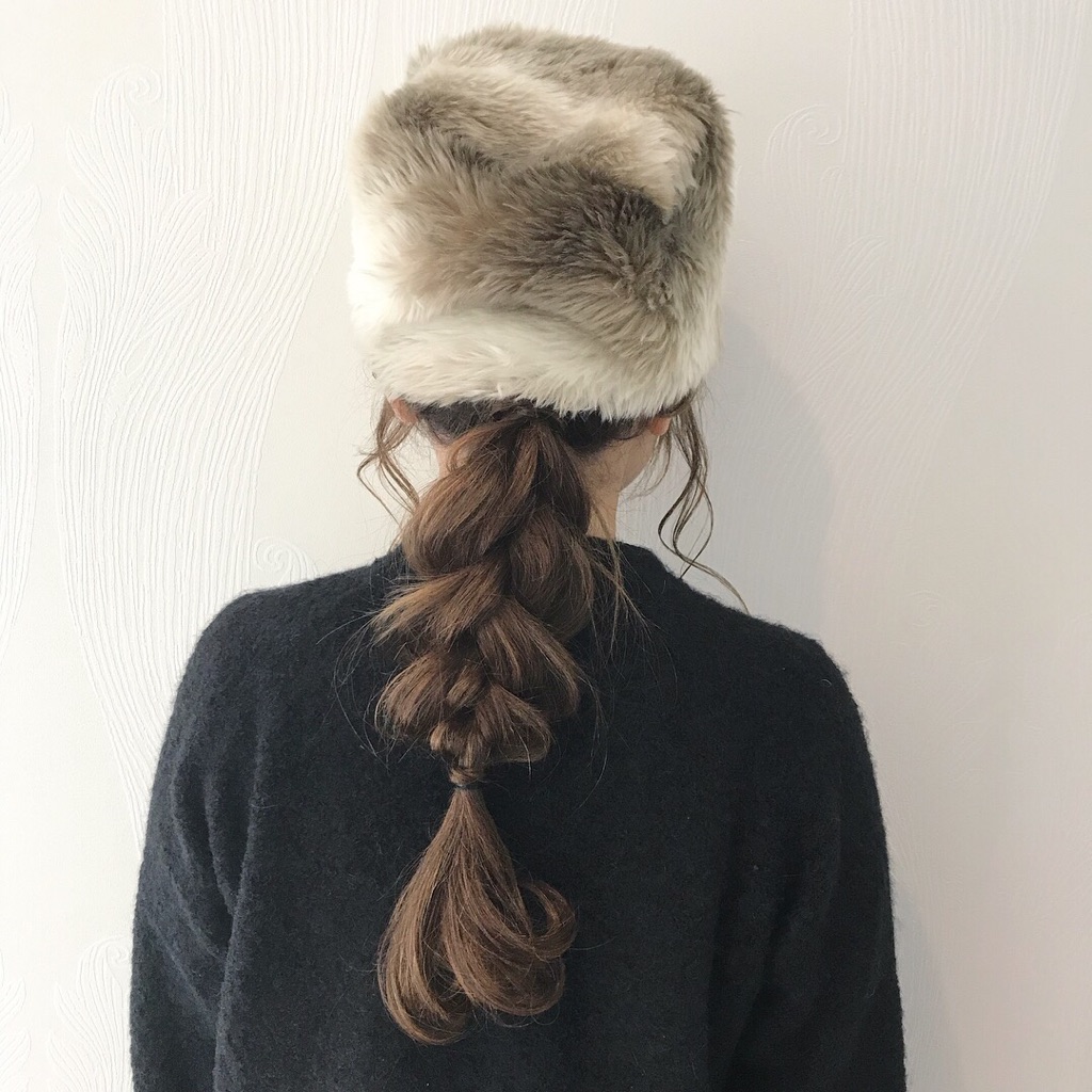 ファー帽子であったかヘアアレンジ 美容室safari